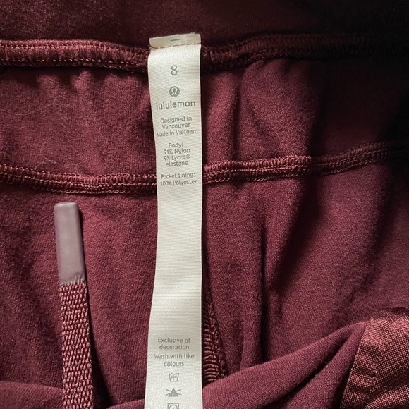 Lululemon burgundy Jogger Pants size 8 for women’s - Picture 4 of 12